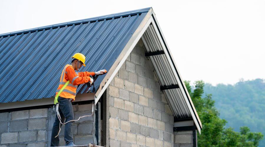 Professional gutter cleaning in Kure Beach, NC